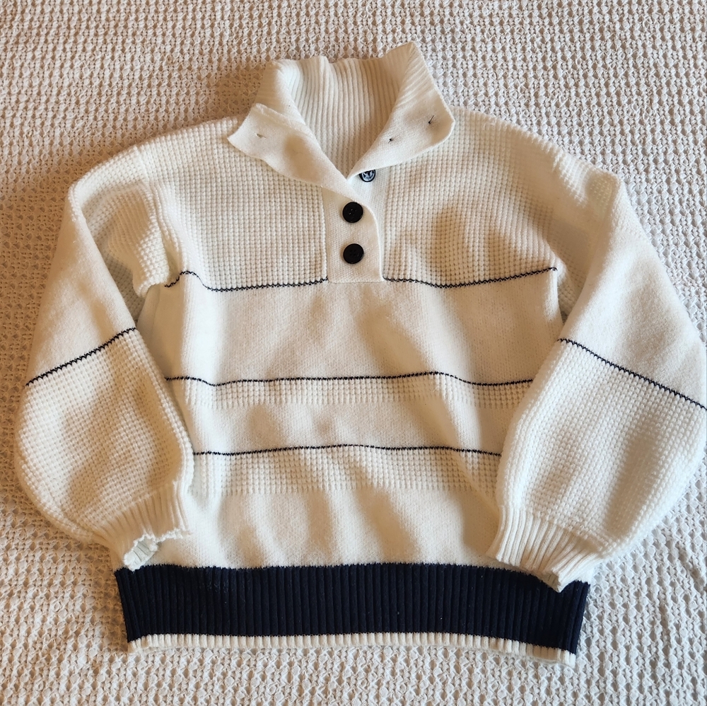 Commense sweater